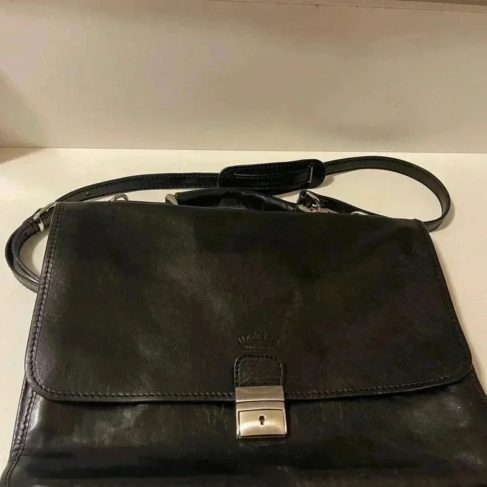 Vintage Hebella black Italian Leather gold Clasp Front Across Body laptop bag